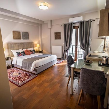 Apartament Maron Kalawrita Zewnętrze zdjęcie