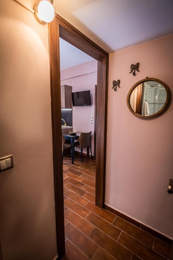 Apartament Maron Kalawrita Zewnętrze zdjęcie
