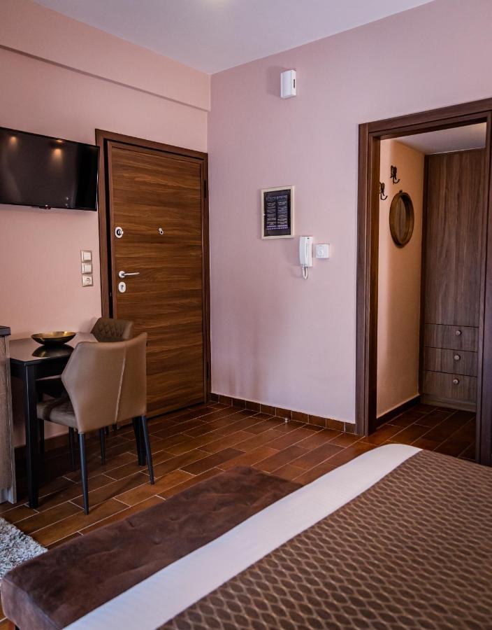 Apartament Maron Kalawrita Zewnętrze zdjęcie
