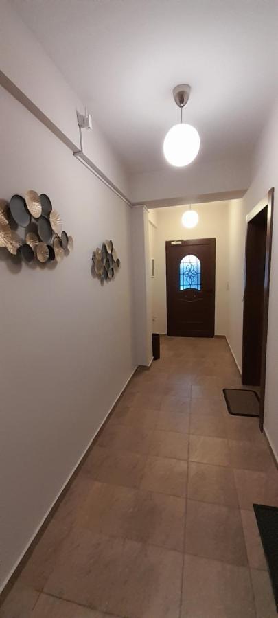 Apartament Maron Kalawrita Zewnętrze zdjęcie
